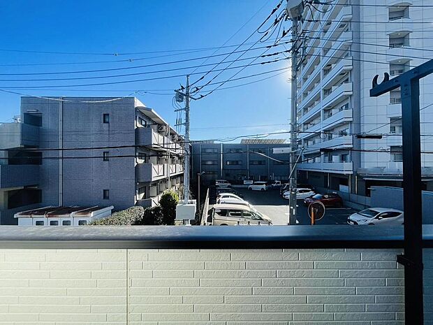 現地からの眺望です。実際の日当たりなどは、現地にてご確認ください。