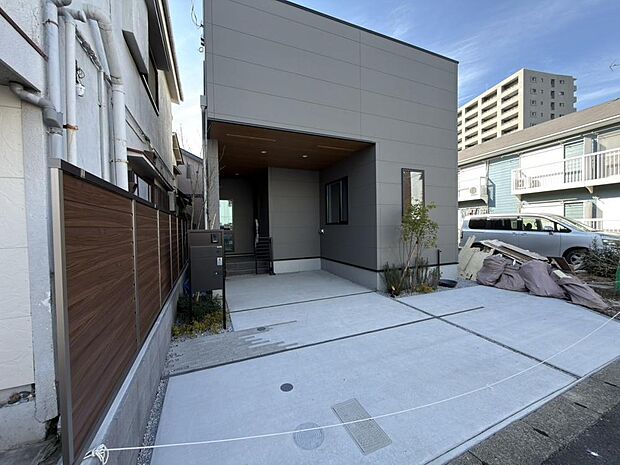 お客様が理想の暮らしを叶えられるようサポートします。思い描くイメージをぜひお聞かせください。