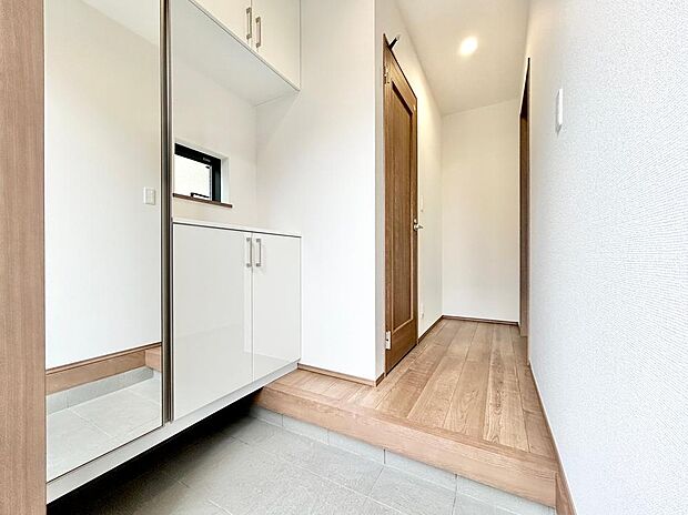 すっきりと片づけることで、さわやかな空間を保つことができます。