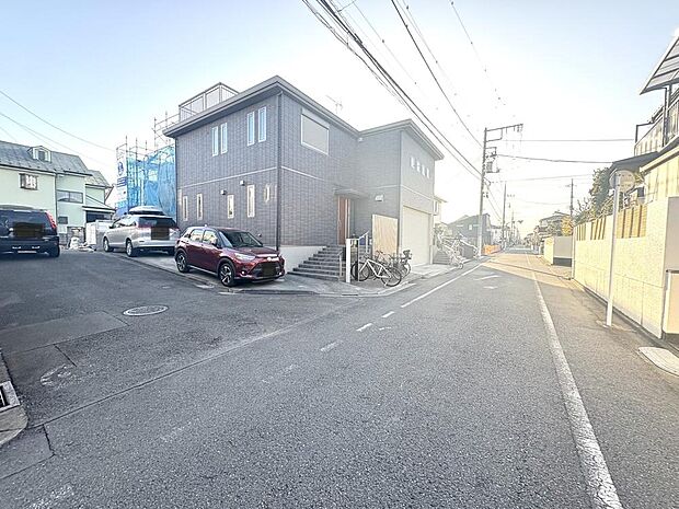 これまでの経験と知識を活かし、お客様に寄り添ったご提案をいたします。お気軽にご相談くださいませ。