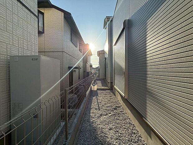 「ネットで見た」とお電話をいただければ、当日のご見学予約も可能です。