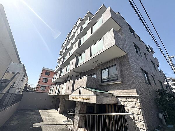 メリットもデメリットも丁寧にご説明させていただきますので、どうぞ安心してご相談ください。