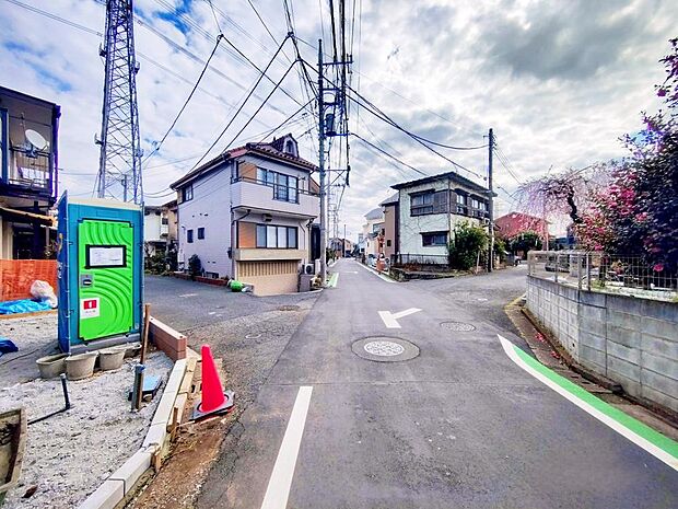 現地だけではなく、周辺の施設や交通量など、生活するにあたって重要なポイントも併せてご案内可能です。