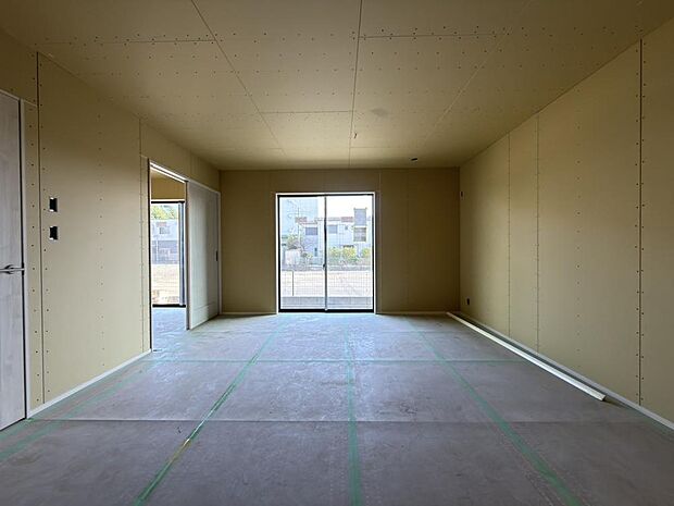 多摩都市モノレール「万願寺」駅まで徒歩15分。長期優良住宅認定の住まいです。