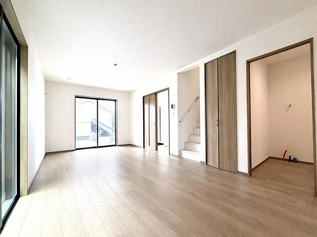 リビングは大切なひとと過ごす癒しの場。笑い声が響き渡る空間になりますように。