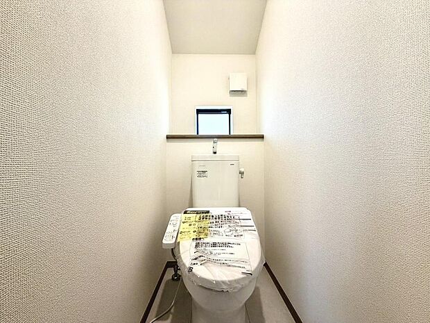 写真と現地では広さや明るさの感じ方が異なります。実際に足をお運びいただき、ご体感ください。