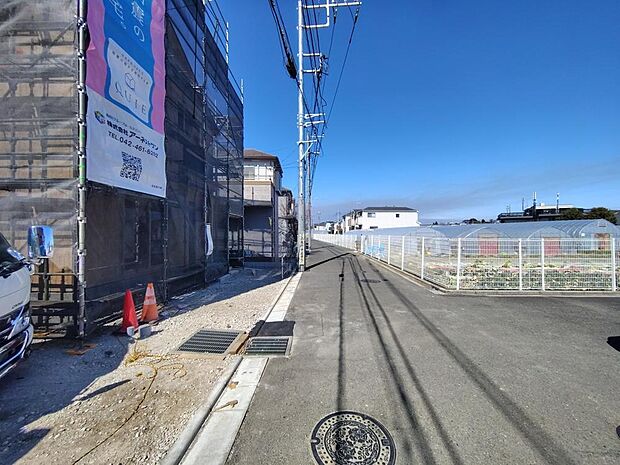 周辺の買い物施設、教育施設などの情報もご案内させていただきます。