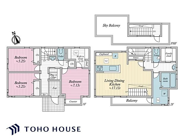 ご家族が集うLDKは2階に設けられており、バルコニーに面した明るい空間です。