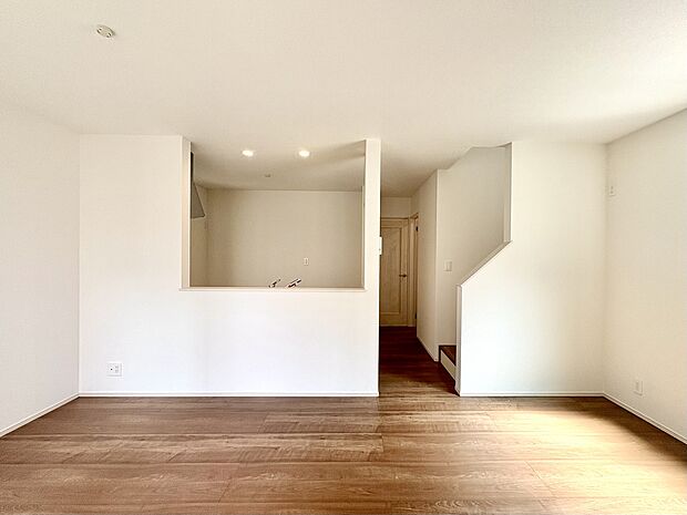 レイアウトを考えやすい間取りです。お好みの家具を配置して、心地よい空間をおつくりください。