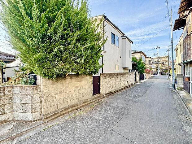 交通量や駅までの距離も、土地購入時の大切なポイントです。実際に現地でご確認ください。