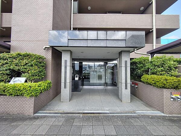 これまでの経験と知識を活かし、お客様に寄り添ったご提案をいたします。お気軽にご相談くださいませ。