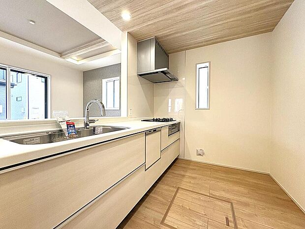 毎日使われるキッチンスペース。家事動線や収納量が理想に合っているか、ご確認ください。