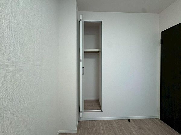 各収納を活用することで、いつでもすっきりとした心地よい住空間を叶えることができます。