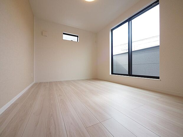 生活スタイルに合わせて、お子様部屋、寝室、テレワーク室など様々な用途で使用できます。