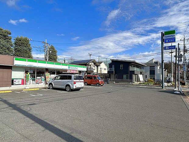 ファミリーマート立川四中前店まで約483m