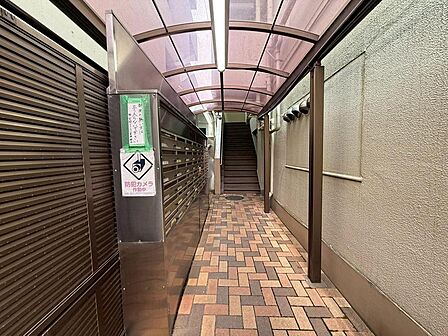 「ネットで見た」とお電話をいただければ、当日のご見学予約も可能です。
