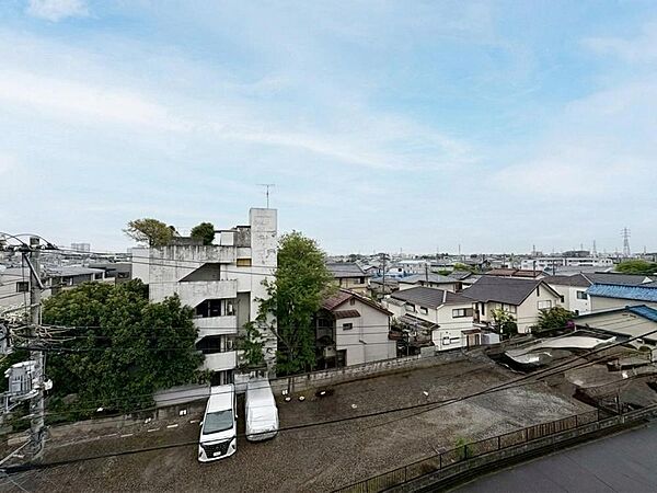 現地からの眺望です。実際の日当たりなどは、現地にてご確認ください。※CG加工により晴天にしています。
