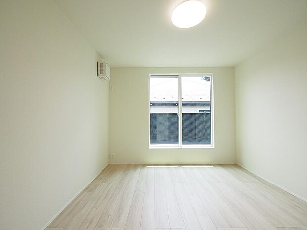 生活スタイルに合わせて、お子様部屋、寝室、テレワーク室など様々な用途で使用できます。