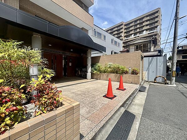住戸内の設備や、管理形態、駐輪場の空き状況など、詳細はお気軽にお問い合わせください。