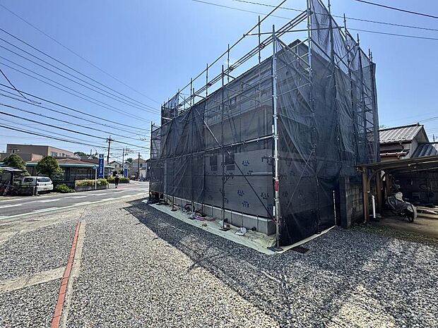 周辺の買い物施設、教育施設などの情報もご案内させていただきます。