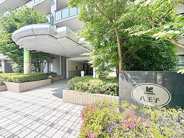 住戸内はもちろん、共用部や周辺の街並みなども併せてご見学いただけます。