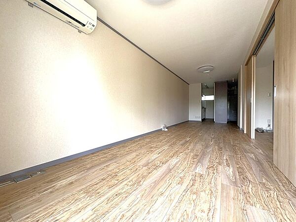 さわやかで心地よい空間は、ご家族が自然と集まります。※リフォーム前(5月25日撮影)