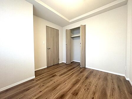 各居室に収納スペースがあるので、それぞれのお部屋に自分の荷物を収納いただけます。