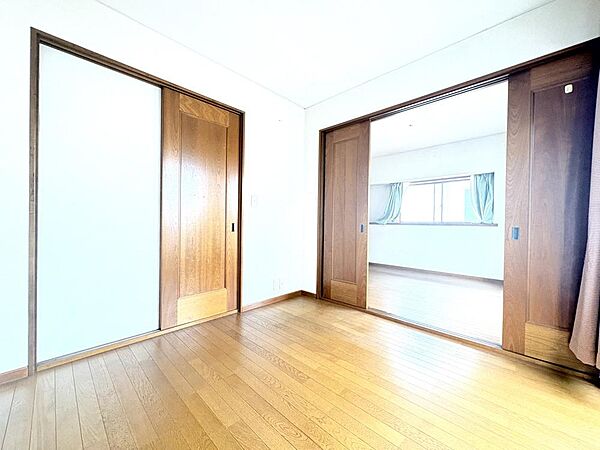 寝室を拡大表示