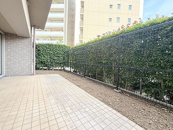 専用庭では、プライバシーを確保しながら楽しいおうち時間を過ごすことができます。