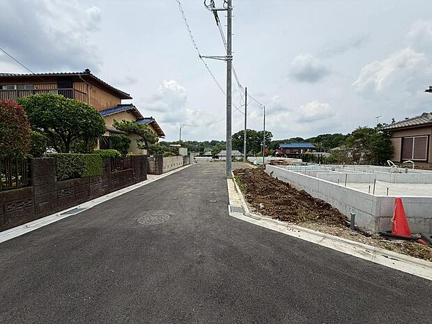 当社は、本物件のほかにも多数ご紹介可能です。理想の間取り、仕様などをぜひお聞かせください。