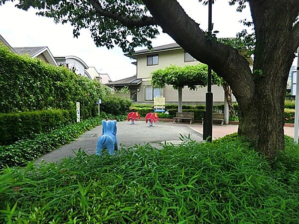 若林ぞうさん公園まで約380m