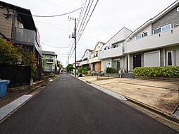 東京都三鷹市大沢５丁目