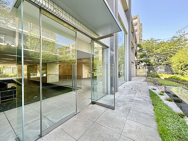 当社なら、ご予算やエリア、入居時期、広さなどのご希望に合わせて幅広くご紹介が可能です。