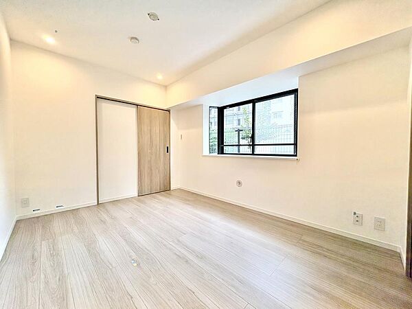生活スタイルに合わせて、お子様部屋、寝室、テレワーク室など様々な用途で使用できます。