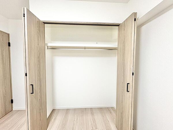 各収納を活用することで、いつでもすっきりとした心地よい住空間を叶えることができます。