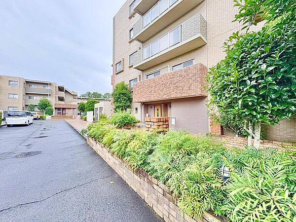 当社は、本物件のほか多数ご紹介可能です。理想の間取り、仕様などをぜひお聞かせください。