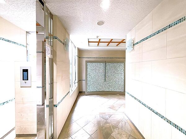 これまでの経験と知識を活かし、お客様に寄り添ったご提案をいたします。お気軽にご相談くださいませ。