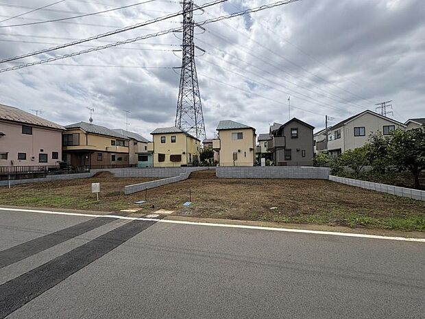 周辺の買い物施設、教育施設などの情報もご案内させていただきます。