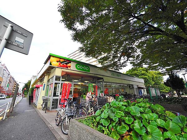 コープ戸山店まで約137m