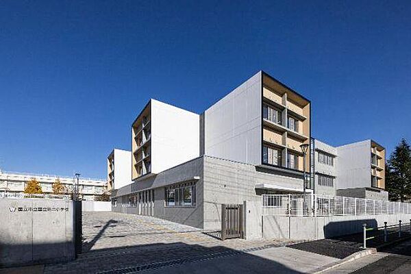 国立市立国立第二小学校まで約227m