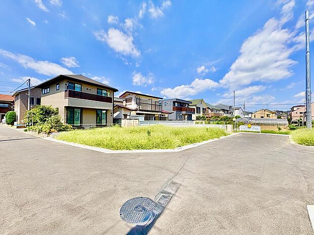 快適に暮らせるよう、工夫された住まいです。ご家族皆様揃って、ぜひご見学ください。