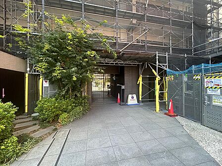 住戸内はもちろん、共用部や周辺の街並みなども併せてご見学いただけます。
