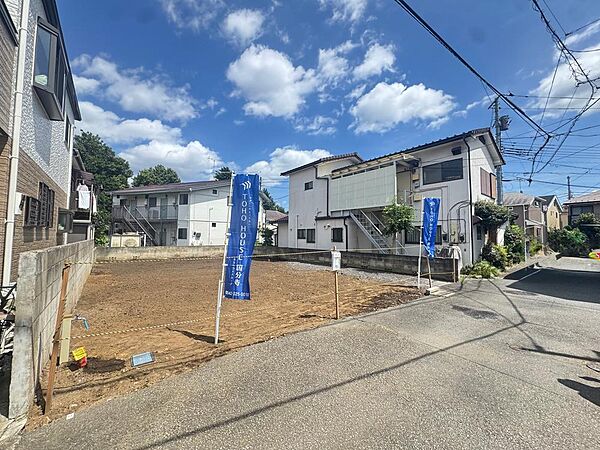 複数台並列駐車できる、カースペースを設けることもできそうです。