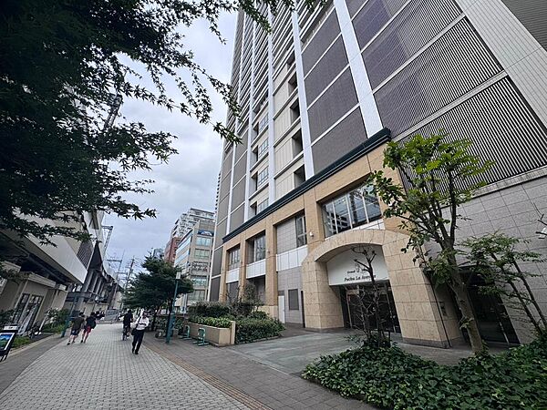 現地にて、住まいの実際の日当たりや、周辺の街並み・交通量などをご体感くださいませ。