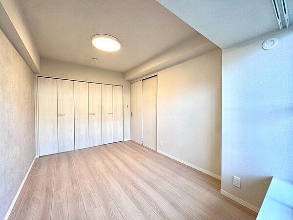 生活スタイルに合わせて、お子様部屋、寝室、テレワーク室など様々な用途で使用できます。