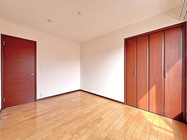 生活スタイルに合わせて、お子様部屋、寝室、テレワーク室など様々な用途で使用できます。