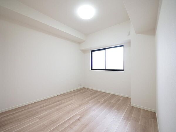 生活スタイルに合わせて、お子様部屋、寝室、テレワーク室など様々な用途で使用できます。