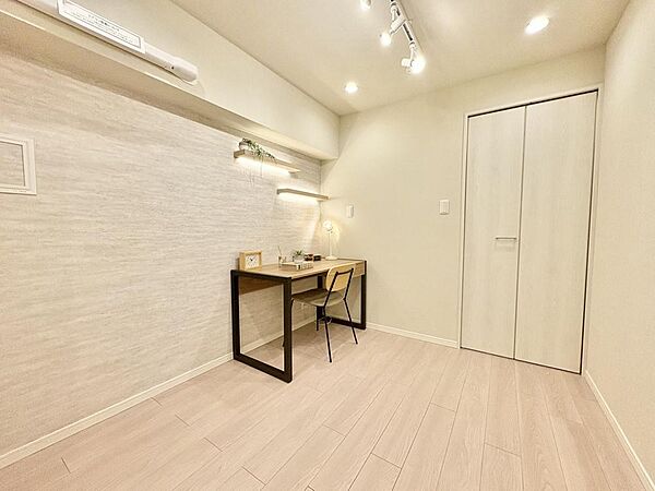 生活スタイルに合わせて、お子様部屋、寝室、テレワーク室など様々な用途で使用できます。