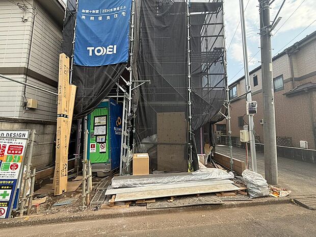 駐車場があります。電車だけでなくお車も利用でき、休日のお出かけの幅が広がりそうです。