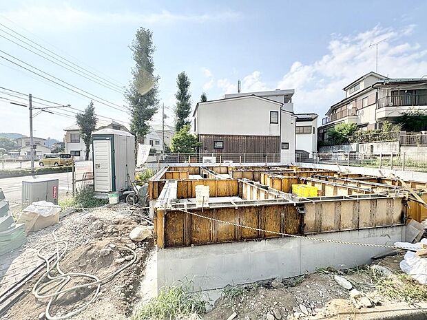 幅広い世代の方が暮らしやすい、豊かな自然とほどよい利便を享受する住環境です。